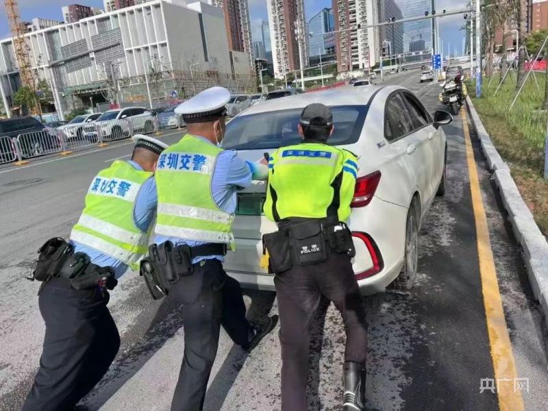 事关中考！深圳交警全力护航(图3)