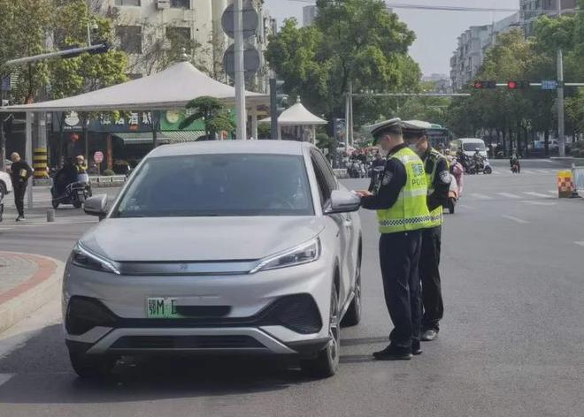 仙桃这7个重点路口全天候集中查处！(图3)