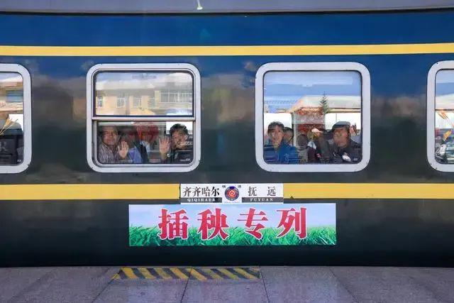 连续25年！“插秧专列”准时发车(图1)