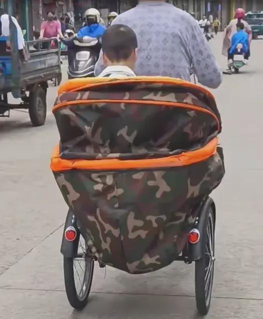 牛啊！北京流行接娃方式让人头疼：电动车被禁人力三轮成接娃新宠(图4)