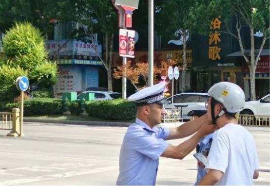 彬州交警掀起电动自行车交通违法整治新高潮(图2)