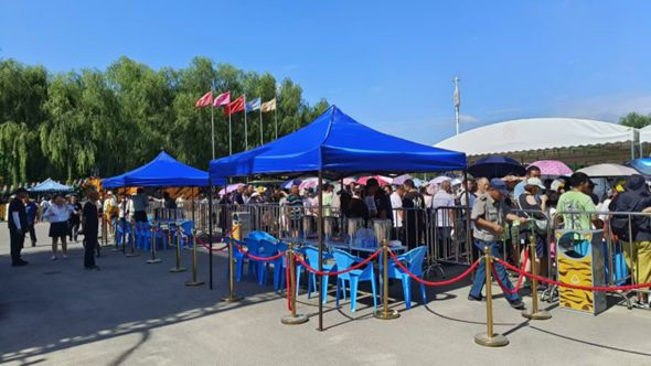 免费提供绿豆水、增设遮阳篷和长椅｜东北虎林园提升景区服务质量(图1)