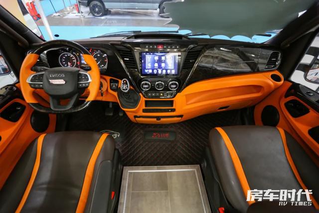实拍赛德房车远航24MAX——旗舰品质能否匹配128万的定价(图5)