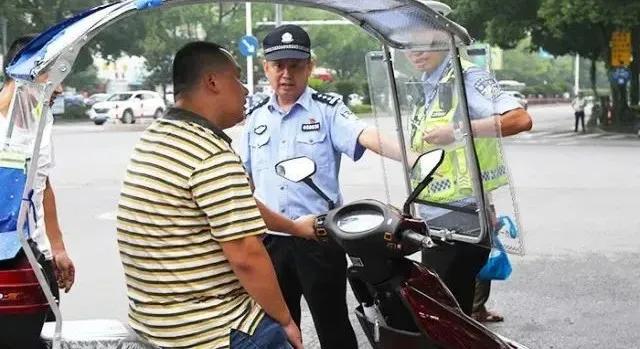 天气冷了专家提出对挡雨棚、防风被“双禁”网友：有必要吗？(图4)