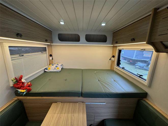 158万的长安方舱房车11月29亮相成都房车展两人旅居太合适了(图6)