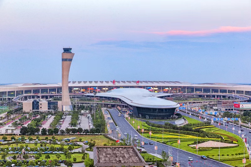 “航空货运+高铁物流”河南支持郑州航空港区创建国家物流枢纽经济区(图3)