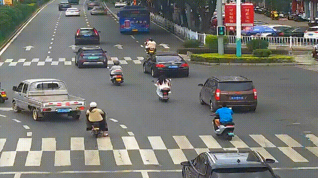 肇庆夏日街头很常见竟然那么危险！(图1)