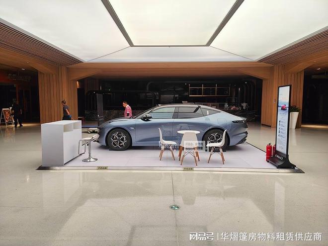 郑州地台出租布置永威木色领克车展(图3)