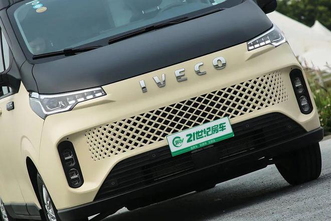 城市通勤、户外旅居两不误！实拍亚特启程露营车(图5)