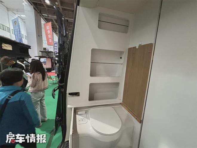能当MPV开的福特房车都带独立航空座椅第二款今年特受欢迎(图8)