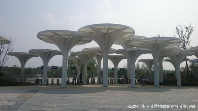 看台膜结构遮阳棚施工工艺(图1)