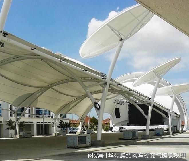 屋顶遮阳棚观景台设计(图1)