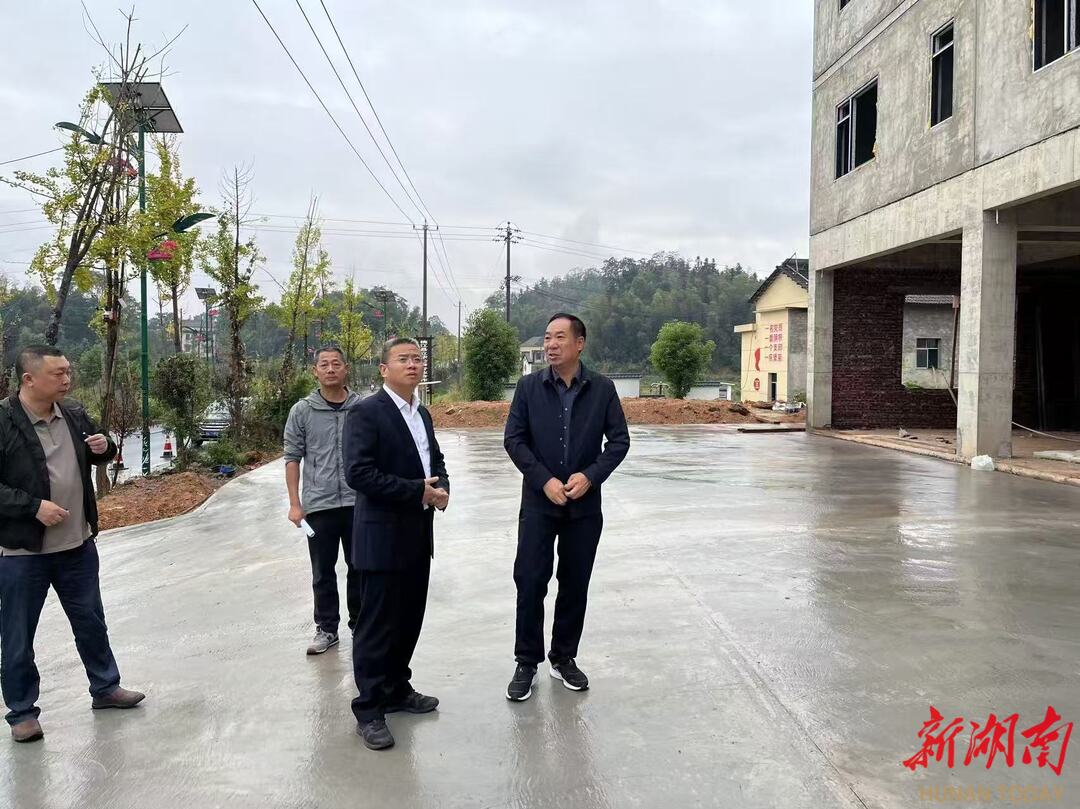 优环境“益”起行益阳打造装配式建筑产业高地1至10月装配式建筑产值达5962亿元(图1)
