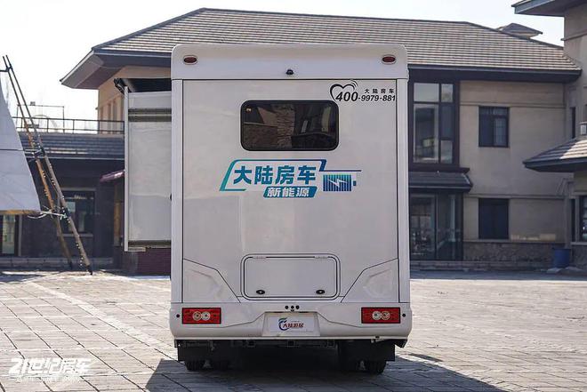 别错过！大陆奥铃新能源单拓展房车新中式内饰解锁新体验!(图7)
