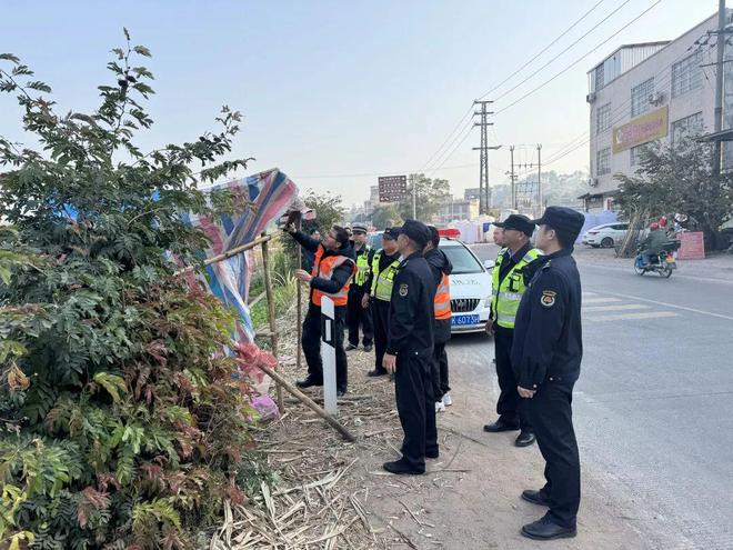给力！容县多部门联合进行整治拆除违建物！(图1)
