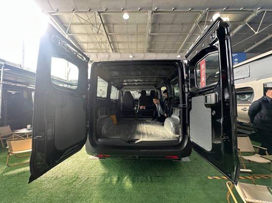 中国重汽轻型汽车强势登陆三大房车展演绎移动生活新风尚(图3)