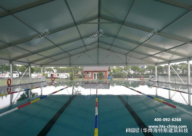 游泳馆体育篷房给游泳池量身定做一个温暖合适的“衣服”(图1)