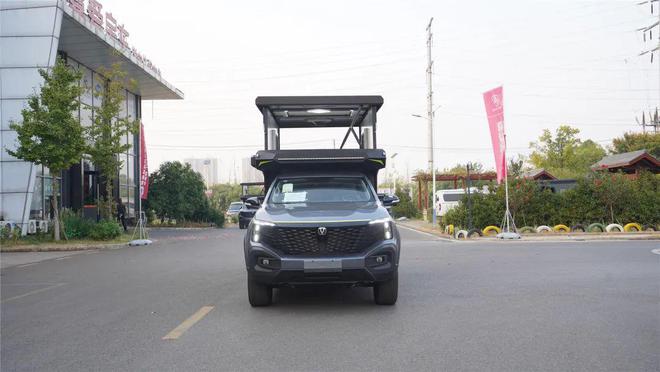 一车三用的新能源房车5月16亮相成都房车展操控媲美家用车(图3)