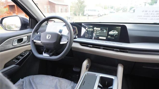 一车三用的新能源房车5月16亮相成都房车展操控媲美家用车(图5)