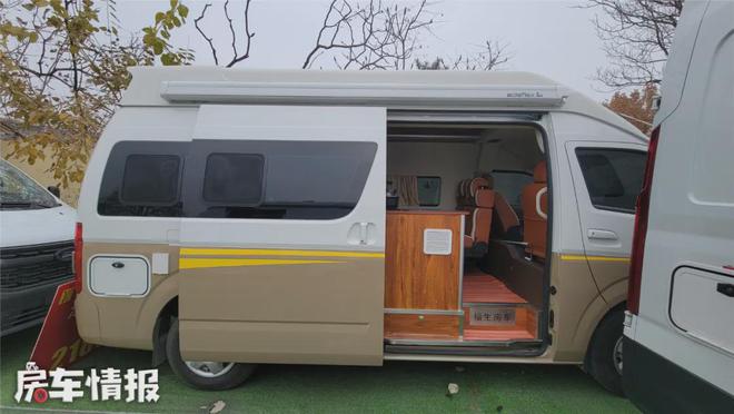 168万的福田房车！配24升汽油动力有两张床重点是现车可提(图2)