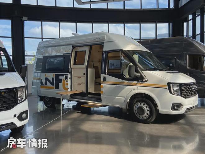 价格打下来了！20万出头就能玩的房车颜值做工都是同级天花板(图4)