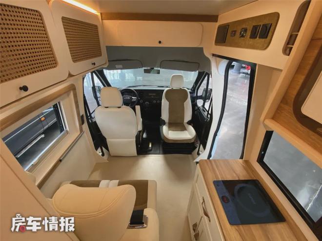 价格打下来了！20万出头就能玩的房车颜值做工都是同级天花板(图19)