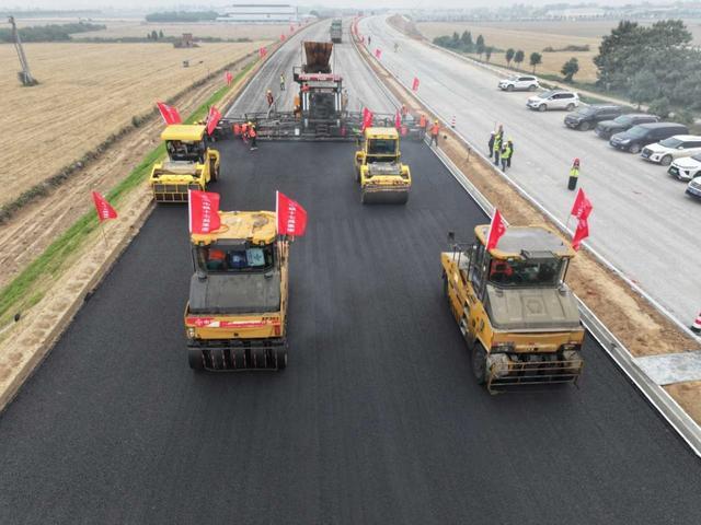 “四防并举”战高温筑牢防线保安全(图1)