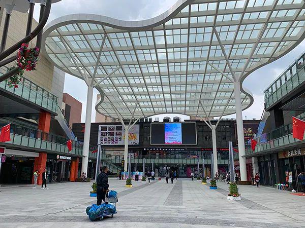 浦东曹路佩玛山丘售楼处发布：浦东佩玛山丘楼盘高配引关注！(图8)