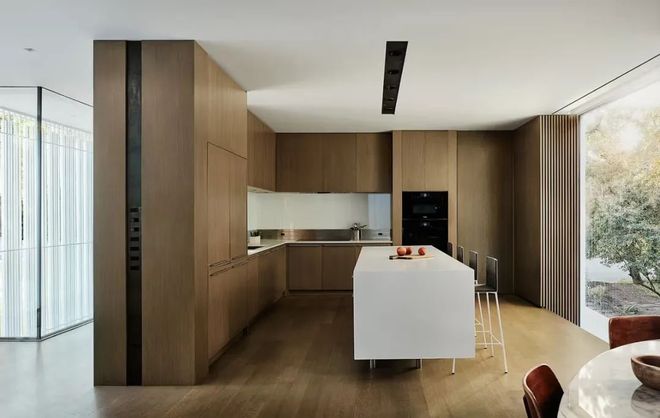 SugarShack住宅：建筑与自然的和谐共舞(图1)