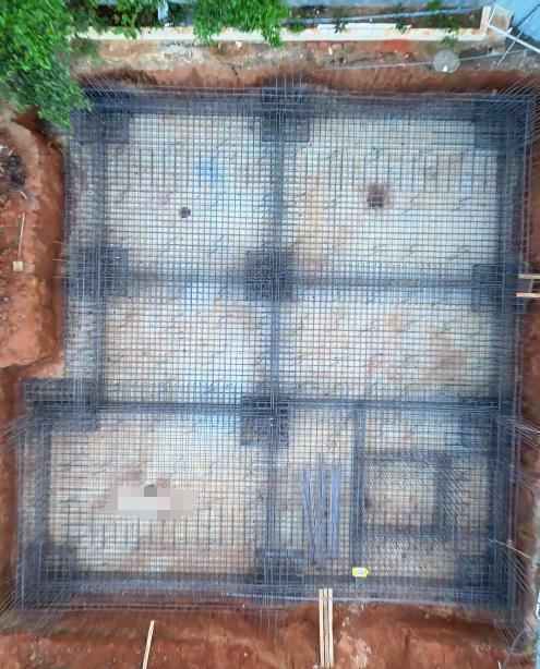 全红婵家一建房邻居家也开始行动全家地基质量被网友狂赞太过关(图7)