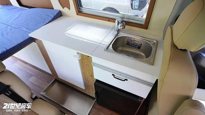 912北京房车展｜适合两口子的房车生活！阳光尚游露营车将亮相展会(图8)