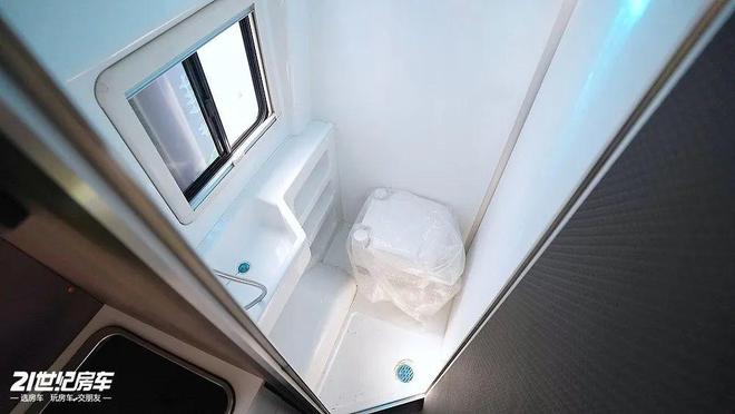 912北京房车展｜绿牌C本免购置税解决用电难题！凯岳房车将亮相展会(图12)