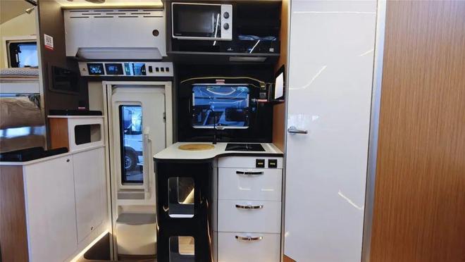 内部两室一厅家电齐全!节假日变身度假小屋豪华卓越品质出行(图7)