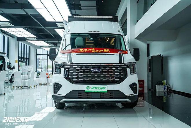 打破B型房车局限！推拉卫浴+灵活生活区卫航流浪地球5plus(图2)