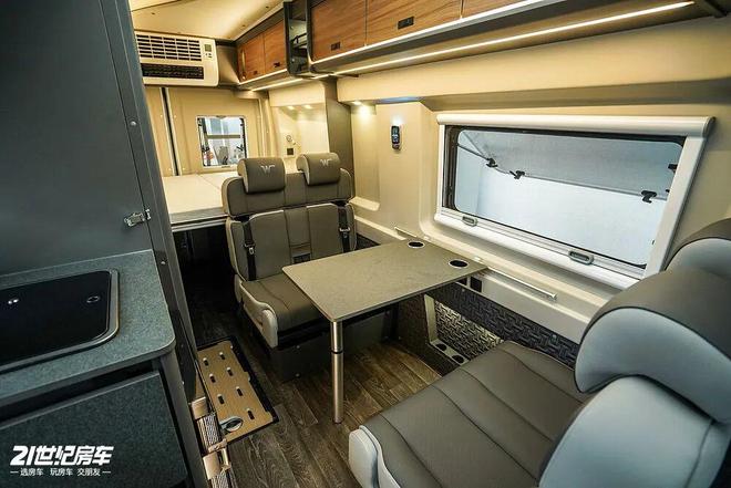 打破B型房车局限！推拉卫浴+灵活生活区卫航流浪地球5plus(图7)