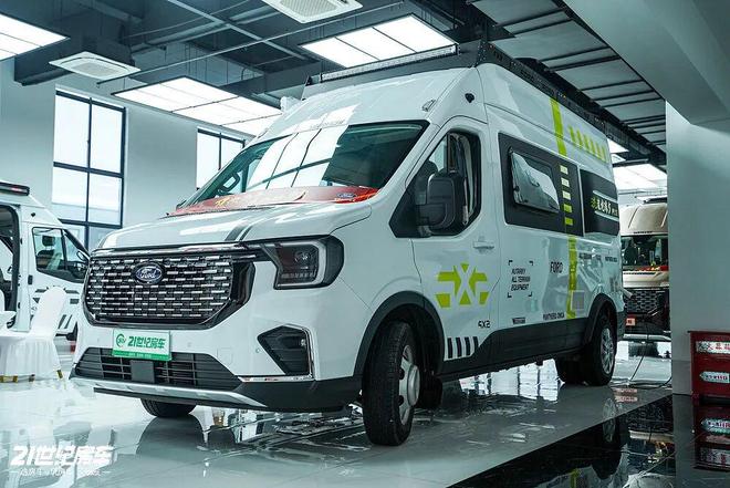 打破B型房车局限！推拉卫浴+灵活生活区卫航流浪地球5plus(图3)