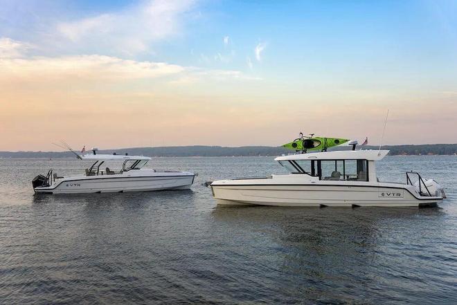 为远征、探索与漫游而生：CruisersYachts推出全新VTR冒险游艇系列(图1)