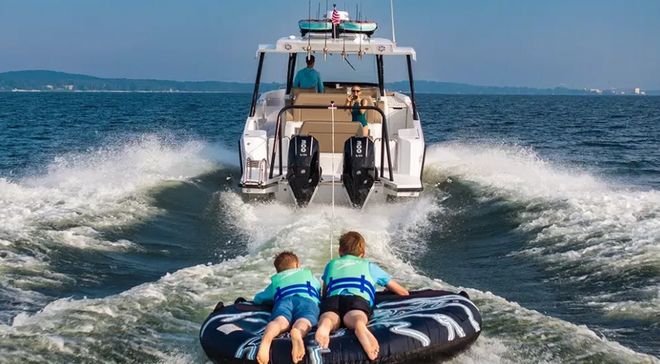 为远征、探索与漫游而生：CruisersYachts推出全新VTR冒险游艇系列(图12)