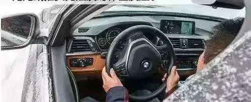 今冬首场雨雪来袭沈阳公安交警送您安全出行“三件套”！(图4)