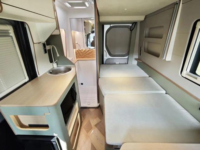 不到5米2的长度4座2卧!外观好评主要是好开也好用(图7)