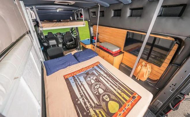 后驱四驱随便选109万的Orion露营车真比国产房车香?(图5)