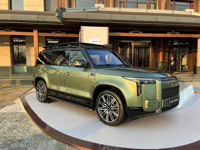 全地形豪华SUV极石ADAMAS中国版上市权益价3349万起(图1)