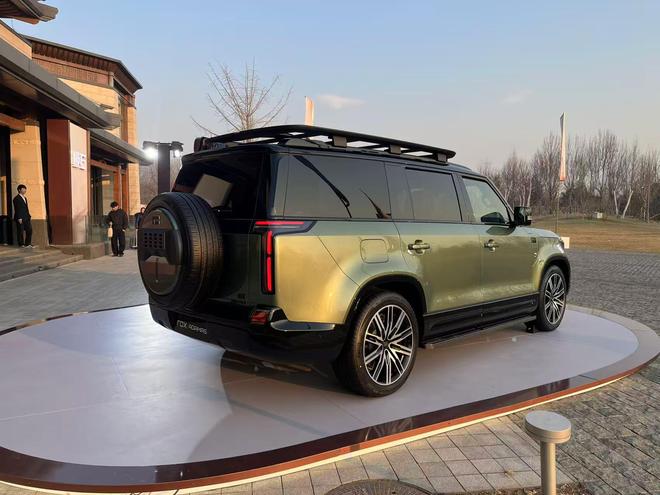 全地形豪华SUV极石ADAMAS中国版上市权益价3349万起(图9)