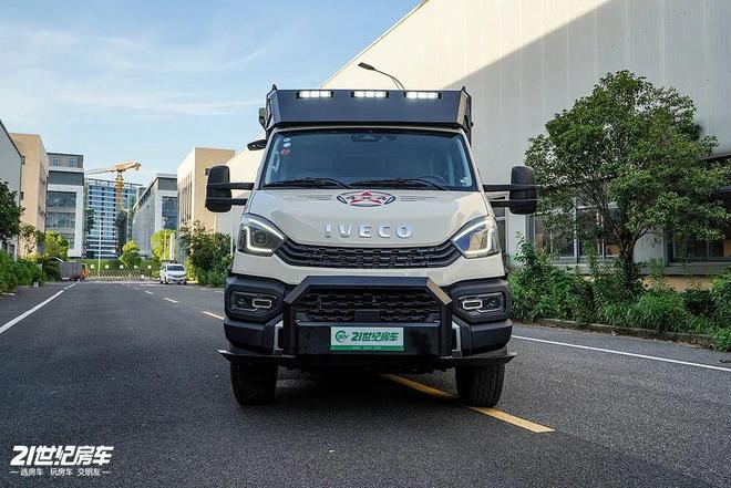 真全铝四驱越野房车!空间由你而定新星北斗Y600-C全时四驱定制房车(图5)