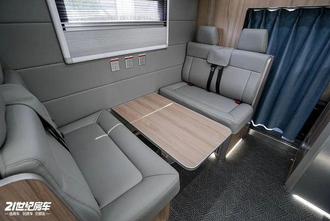 真全铝四驱越野房车!空间由你而定新星北斗Y600-C全时四驱定制房车(图13)