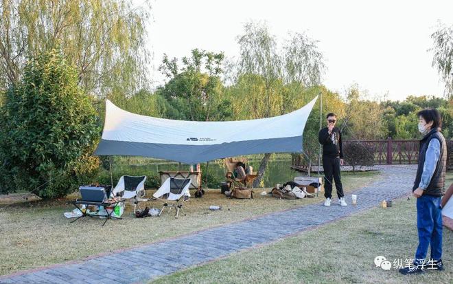 热爱露营的你千万不要错过的好物分享一宿自动充气帐篷+睡垫(图1)