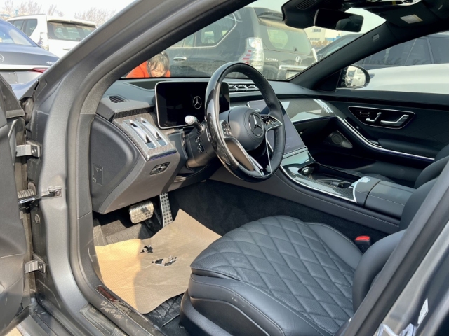 2025款奔驰S500AMG现车报价直降30万成就商务王者全国可分期(图3)