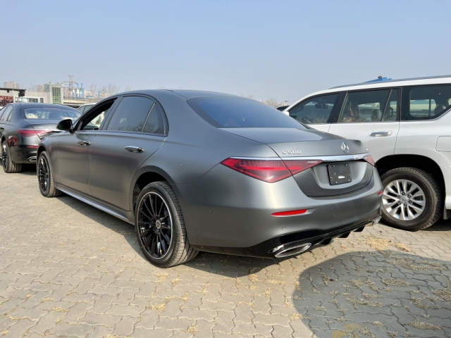 2025款奔驰S500AMG现车报价直降30万成就商务王者全国可分期(图9)