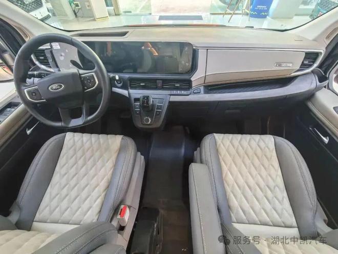 全时四驱福特T8房车3月6日亮相成都房车展烂路也能随便开(图5)