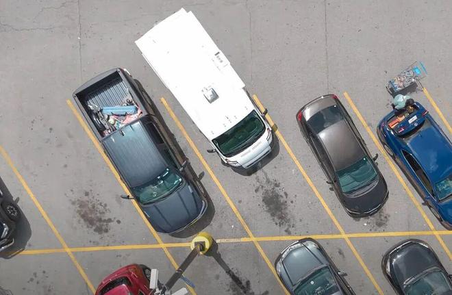 房车界独一份！单侧拓展MaxvanAccess厨卫会客全配齐(图3)